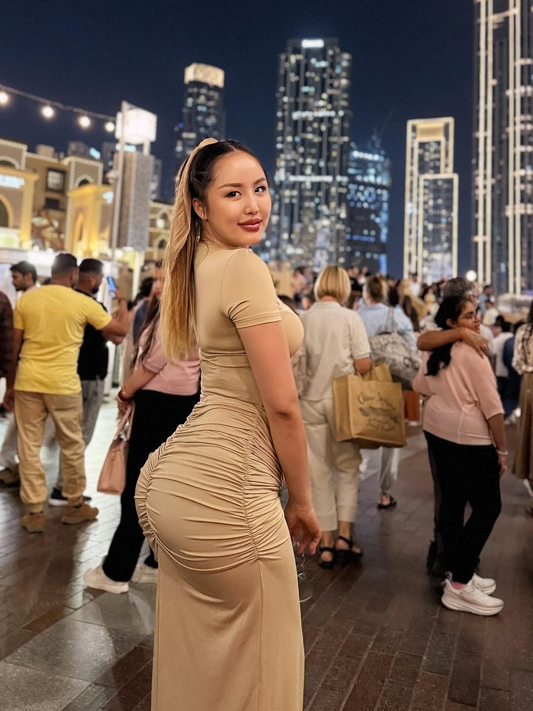 🤫 #yuisanthany #yuisanthanystory #yuiindubai #modeling #uae🇦🇪 #dxblife🇦🇪 #b