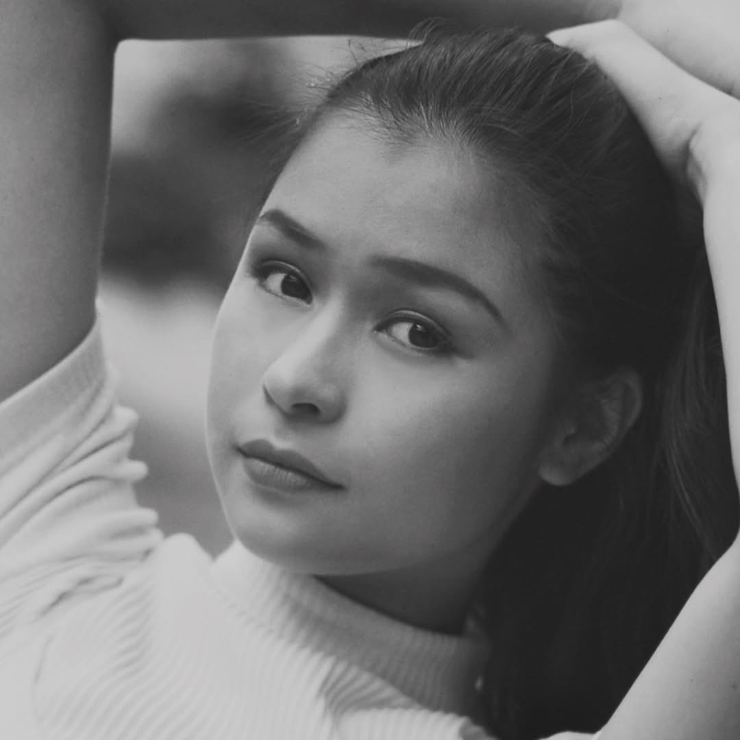 Daisy Reyes is a Filipino beauty queen, she was crowned Binibining Pilipinas Wor