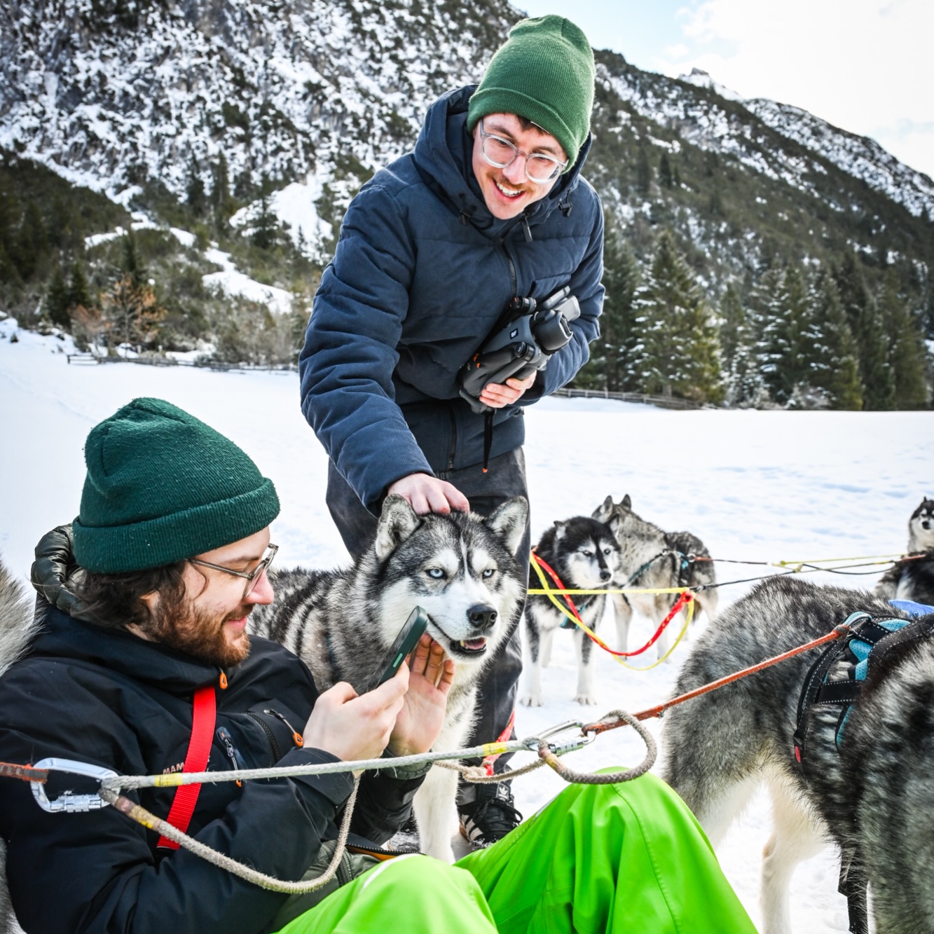 Available ❄️🐺🏔️🛷⛷️ for YOUR set 🎬🎥
.
Film, magazines, shootings with models, incentives and upcoming - coaching by mountainhusky ‼️
.
Experience ♥️ makes the difference ‼️
Ready to go 🐾 with your project 😉
@notic_production @vayaresorts
.
📸 in early morning ligthening by @cloudy.hinterstein bergagentur.com
.
@hubslindner
.
powered by
🔥 @cloudy.hinterstein
🔥 @hagan_ski @hagan_ski_usa
🔥 @zaniergloves
🔥 @pokusa_for_health_de
🔥 @sledwork.de
🔥 @benglerwald_berg_chaletdorf
🔥 @hotellaerchenhoflermoos
.
#pureskimountaineering
#mymountainpassion