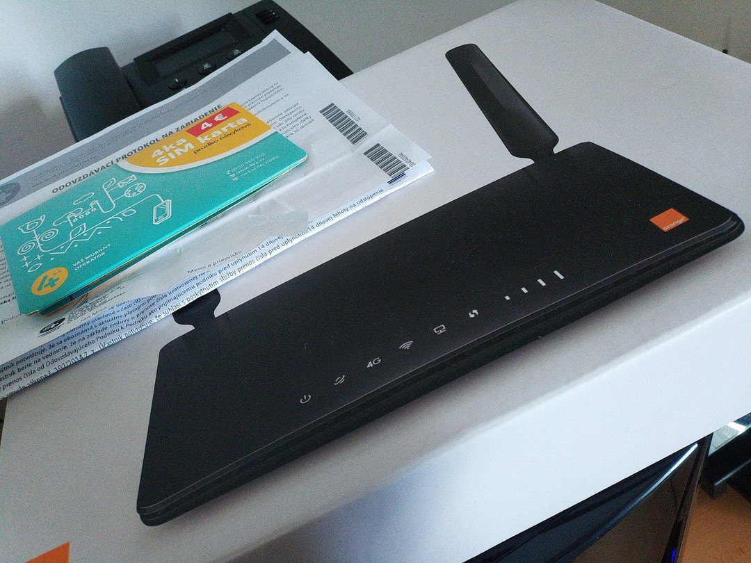 Bezdrôtový INTERNET v meste do bytu alebo domu - 4ka internet
✔️- Konfigurácia ROUTERU - TP-LINK Archer MR200
✔️- Aktualizovaný na najnovší firmware
✔️- Konfigurácia WIFI sietí 2,4ghz + 5ghz
✔️- Použitie 4ka SIM karty s dátovým balíčkom SLOBODA DÁTA - 14 € / Bez viazanosti
Internet pomerne rýchly (50/10 Mbit/s v 4G/LTE) aj bez vŕtania káblov, bezdrôtovo, bez viazanosti.. ✅
Kontaktujte nás ➡ https://pc-servis.sk/kontakt/ 📲 +421 944 744 745 ,🖥 info@pc-servis.sk
#4ka #PCSERVIS #NASTAVENIEroutera #INTERNET4G #INTERNETbezVrtania #WIFI5GHZ #WIFI24GHZ #INTERNETBEZDROTOV