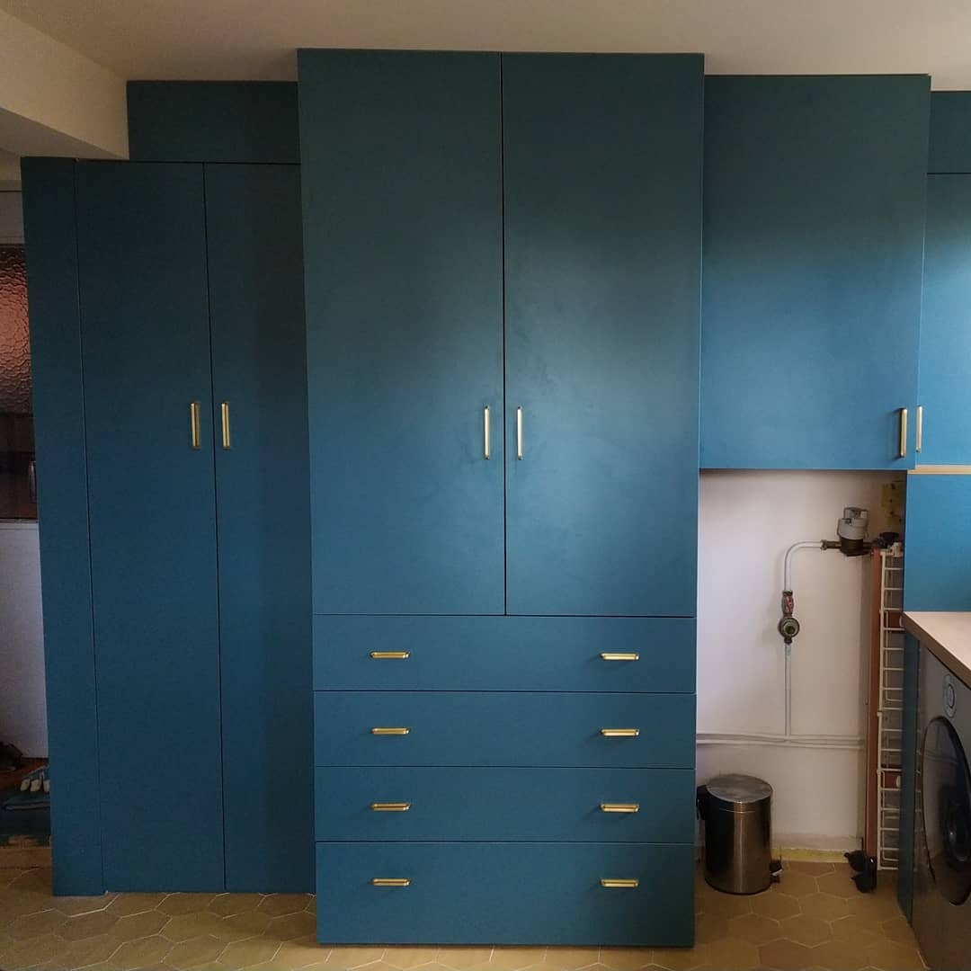 Poignées posées, chantier terminé 👌
#menuiserie #ebenisterie #agencement #ebeniste #menuisier #agencementsurmesure #meublesurmesure #surmesure #artisan #artisanat #artisanatfrancais #artisanparis #faitmain #agencementinterieur #travaildubois #meuble #mobilier #bois #woodworking #handmade