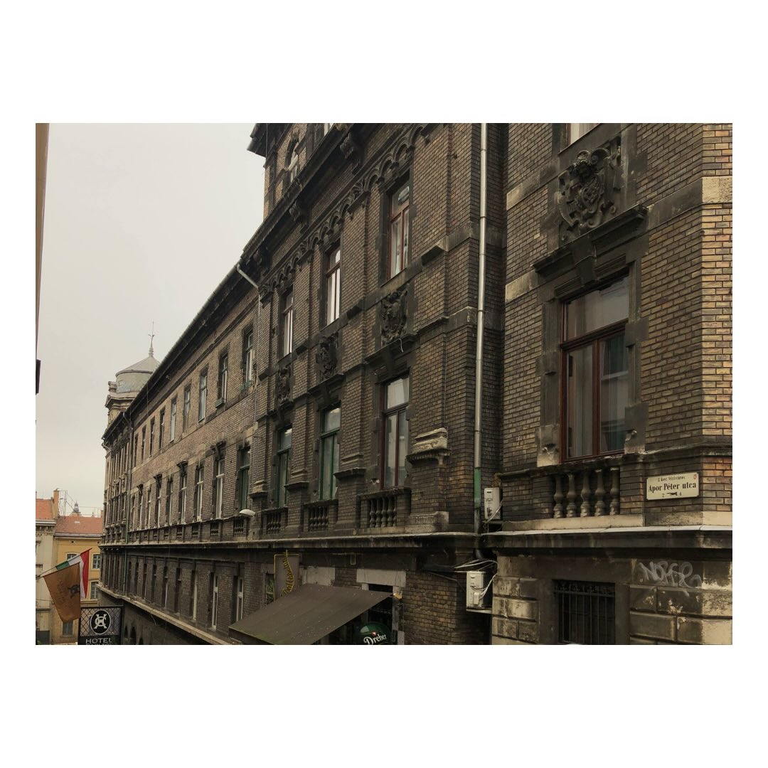 Idén emlékezünk Hauszmann Alajos halálának 100 éves évfordulójára!
További érdekességekért link a bioban.
Hauszmann Alajos: Északkeleti Vasúttársaság bérháza
Fotókat készítette: Megyeri Lili, Püspök Fanni