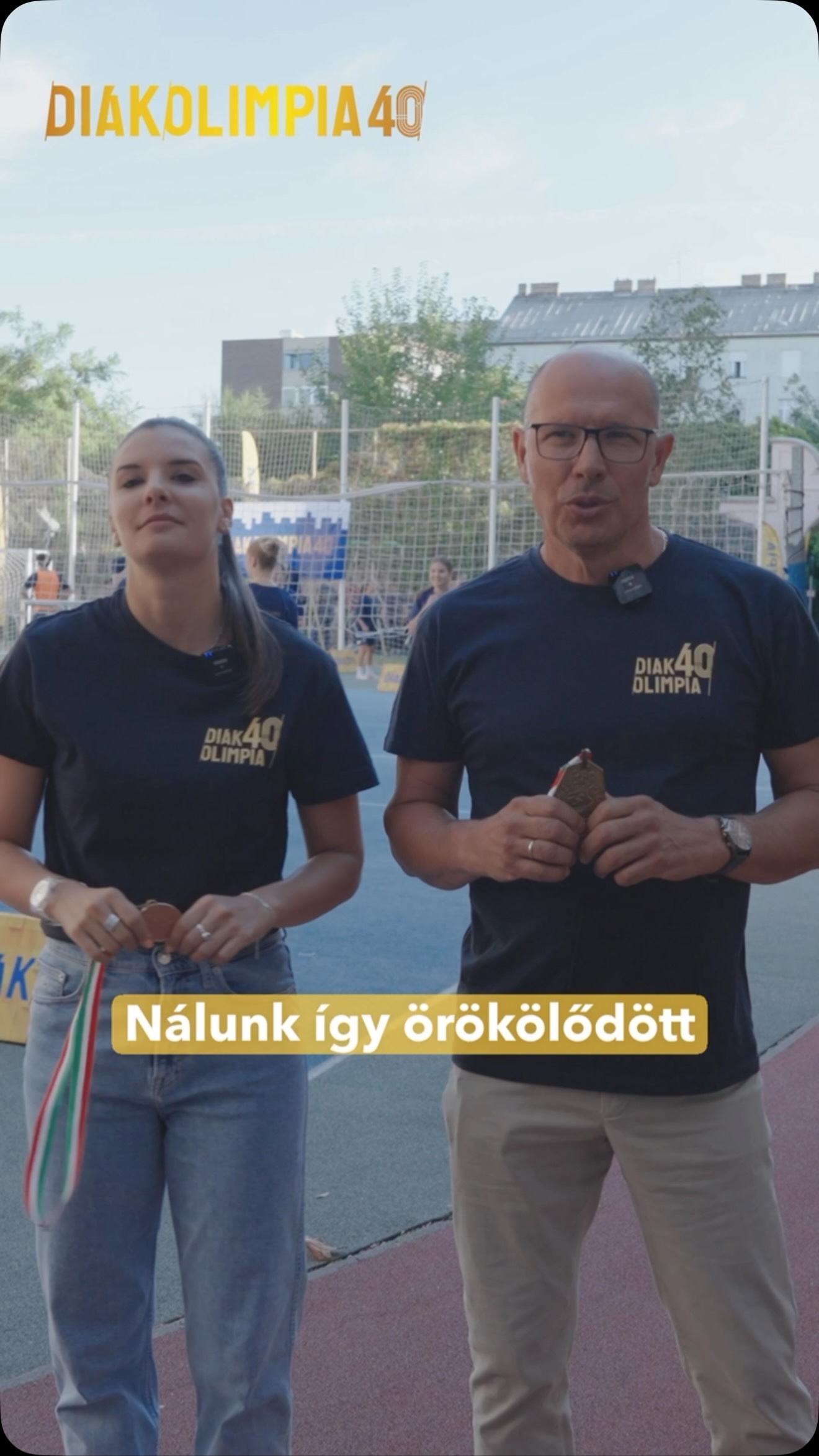 🏆 40 ÉV, KÉT GENERÁCIÓ, KÖZÖS SIKER! 🏆 A Diákolimpia® 40. tanévét ünnepeljük – és most olyan különleges szülő–gyerek párosokat keresünk, akiknek életében a Diákolimpia® nemcsak egy verseny, hanem közös családi történet is. ❤️ Ismersz olyan szülőt és gyermekét, akik ugyanabban a családban, egymást követő generációkban értek el országos dobogós helyezést a Diákolimpián? 🥇 🥈 🥉 Lehet, hogy évekkel ezelőtt a szülő állt a dobogón, majd később a gyermeke is országos sikert ért el! Most őket keressük! Osszátok meg velünk a történeteteket, amelyet emlékajándékkal köszönünk meg. 🥇 Ünnepeljük együtt a Diákolimpia® 40. tanévét! 👉 Jelentkezzetek itt: https://www.diakolimpia.hu/diakolimpia-40-felhivas/?fbclid=IwY2xjawUPgZ1wZG9mAWV4dG4DYWVtAjEwAGJyaWQRMW8wT0NlaWdFelZONjBYZTVzcnRjBmFwcF9pZBAyMjIwMzkxNzg4MjAwODkyAAEeWdtvH_QbyeI_V7z6GGXi5UhCC1LwlyNVpOL8ywFZ0pefGKs7jbx5qNf_B5s_aem_k49VUEW-6qu2IkV7_aMt2g